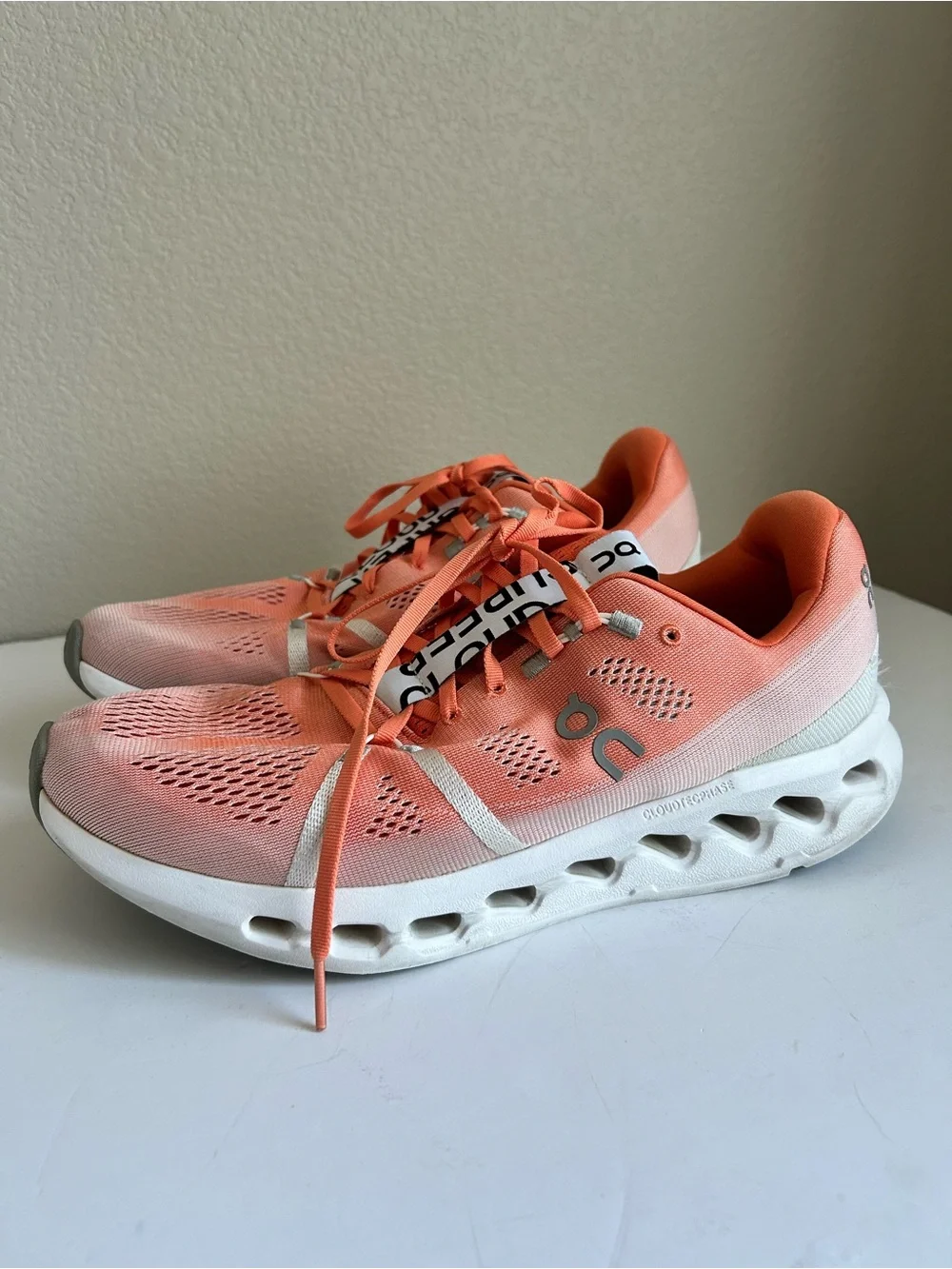 On Cloud Men’s Running Shoes Size 12.5 Coral Peach Sneakers
